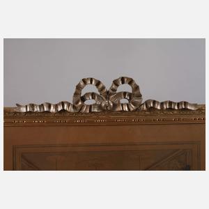 Klassizistischer Rahmen