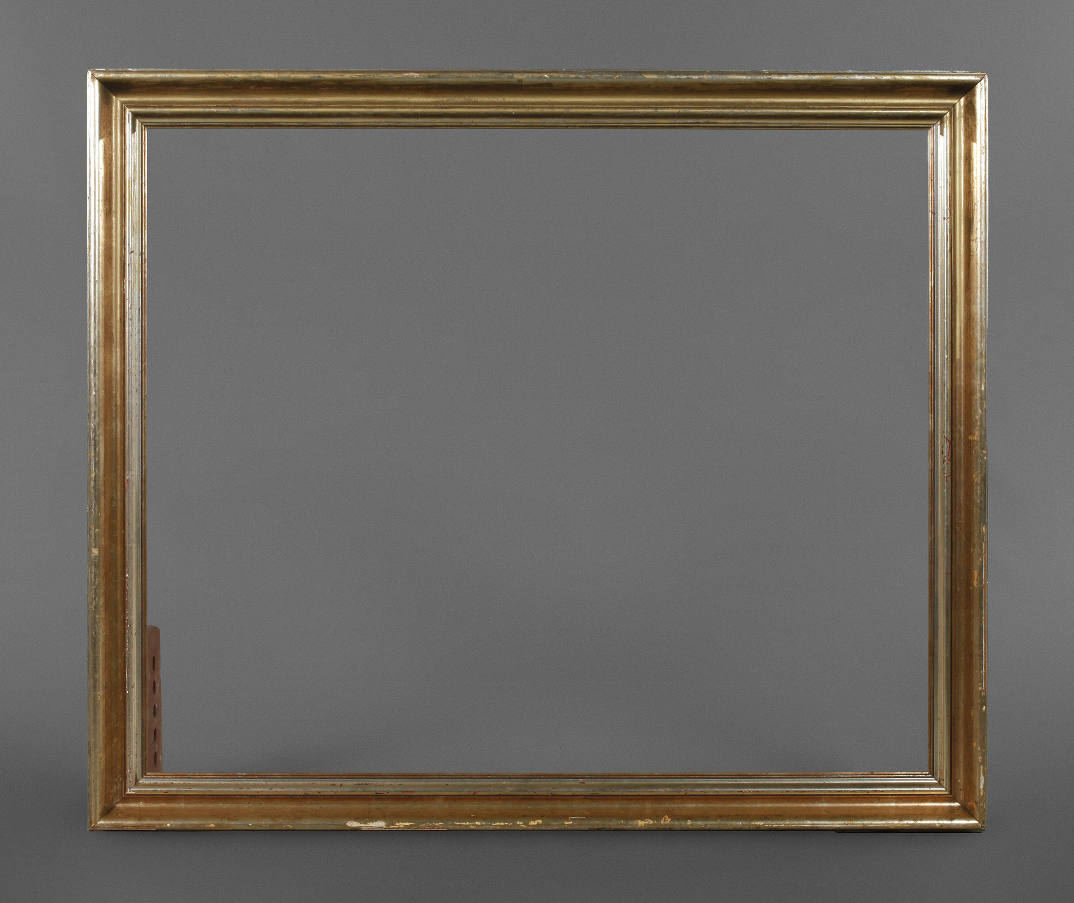 Große silberne Leiste