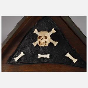 Wandglocke Memento Mori