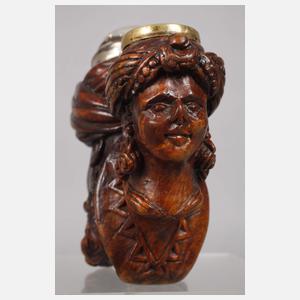 Beschnitzter Pfeifenkopf