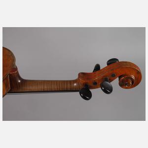 Violine in Gitarrenform