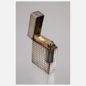 Zwei Feuerzeuge Dupont