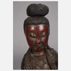 Figürliche Schnitzerei