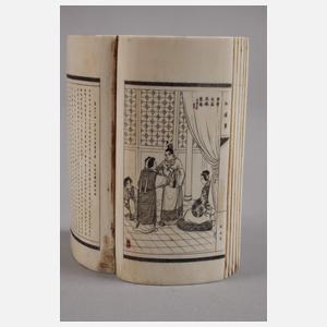 Feine Beinschnitzerei