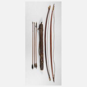 Zwei Bögen mit Köcher