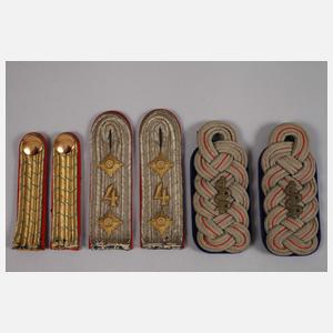 Drei Paar Schulterklappen 1. Weltkrieg