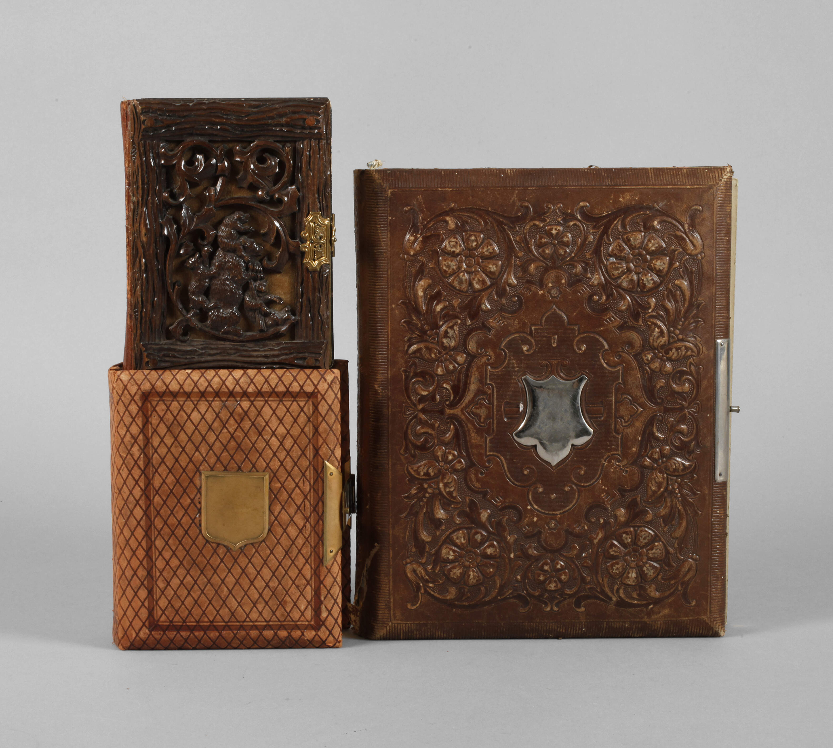 Drei historische Fotoalben