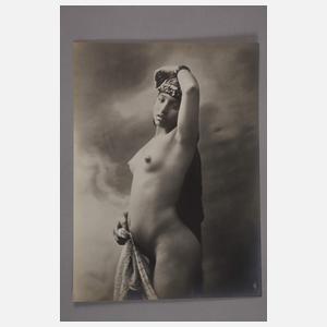 Vier orientalische Aktfotos