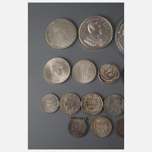 Konvolut Silbermünzen und -medaillen