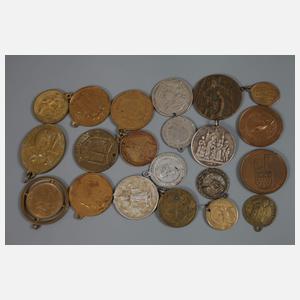 Konvolut Medaillen und Klippen