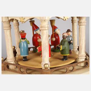 Weihnachtspyramide Erzgebirge