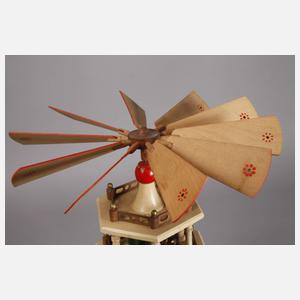 Weihnachtspyramide Erzgebirge