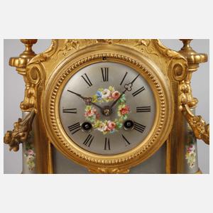 Kaminuhr mit Porzellaneinlagen