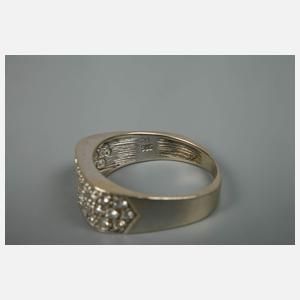 Damenring mit Brillanten