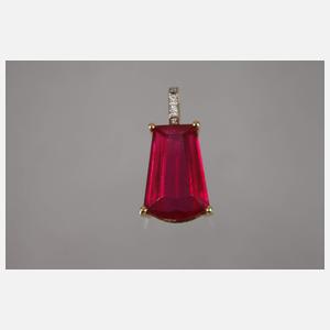Schmuckanhänger mit Spinell und Diamanten