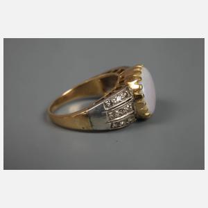 Damenring mit Opal und Diamanten