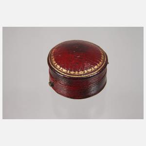 Paar Ohrstecker und Nadel