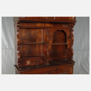 Barocker Küchenschrank