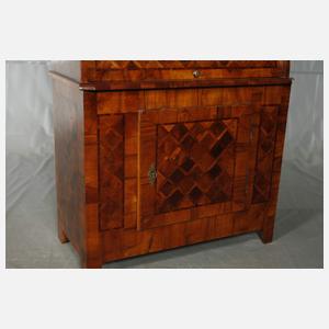 Aufsatzschrank barock