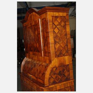 Aufsatzschrank barock
