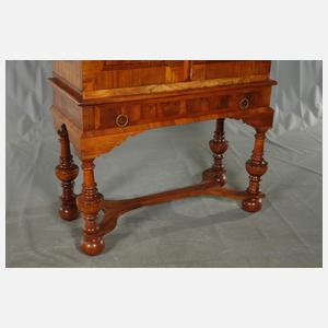 Stollenschrank barock