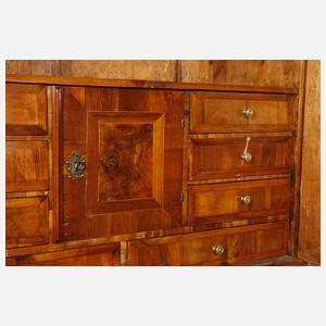 Stollenschrank barock