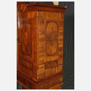 Stollenschrank barock