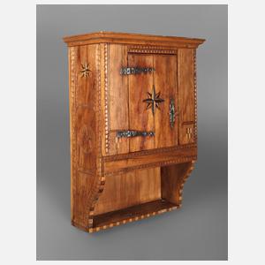Barocker Wandschrank