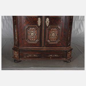 Großer Bauernschrank