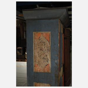 Klassizistischer Bauernschrank