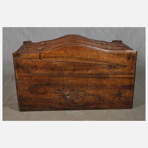 Klassizistische Kommode