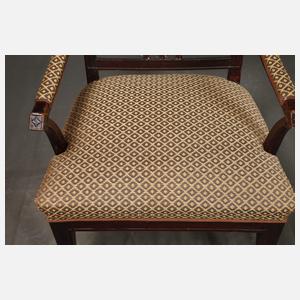 Klassizistischer Armlehnstuhl