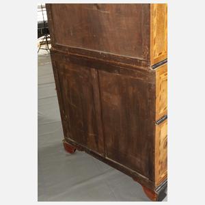 Aufsatzsekretär im Barockstil