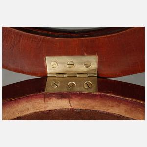 Präsentationstisch Russland