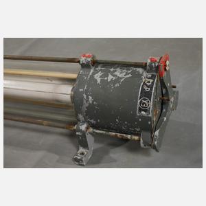 Paar große Industrie Deckenlampen