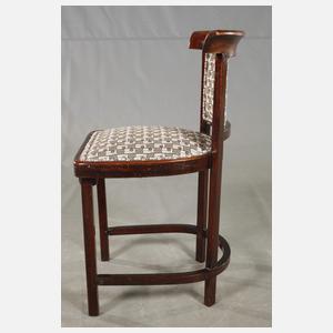 Vier Stühle Bugholz