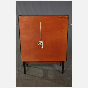 Arne Wahl Iversen, Schreibsekretär