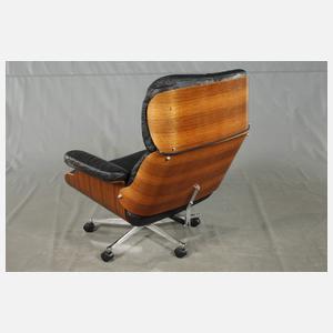 Loungechair und Ottomane