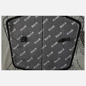 Harry Bertoia drei Stühle