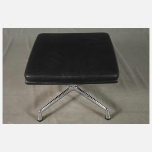 Charles & Ray Eames Soft-Pad-Chair