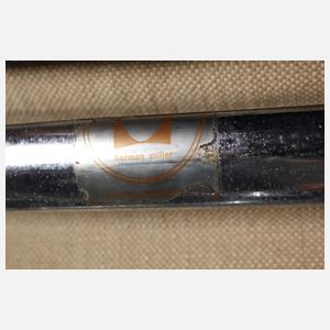 Charles & Ray Eames Sessel EA112