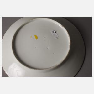 Kleine Deckelterrine und Teller Goldmalerei