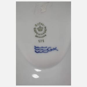 Kopenhagen Deckelterrine "Blaue Blume geschweift"