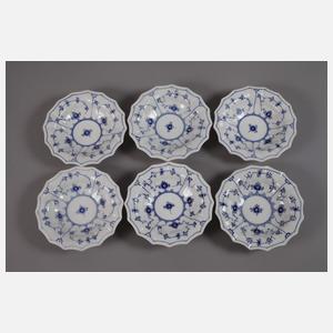 Kopenhagen zwölf Dessertschalen "Musselmalet"