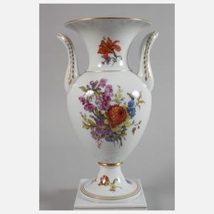 Ludwigsburg Henkelvase Blumenmalerei