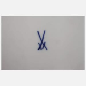 Meissen vier Teegedecke und Vase Weinlaubdekor