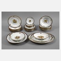 Meissen Speiseservice mit seltener Pilzmalerei111