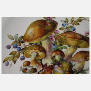 Meissen Anbietplatte mit seltener Pilzmalerei