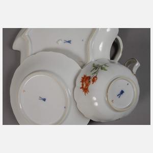 Meissen vier Teetassen und Blattschale "Blume 1"