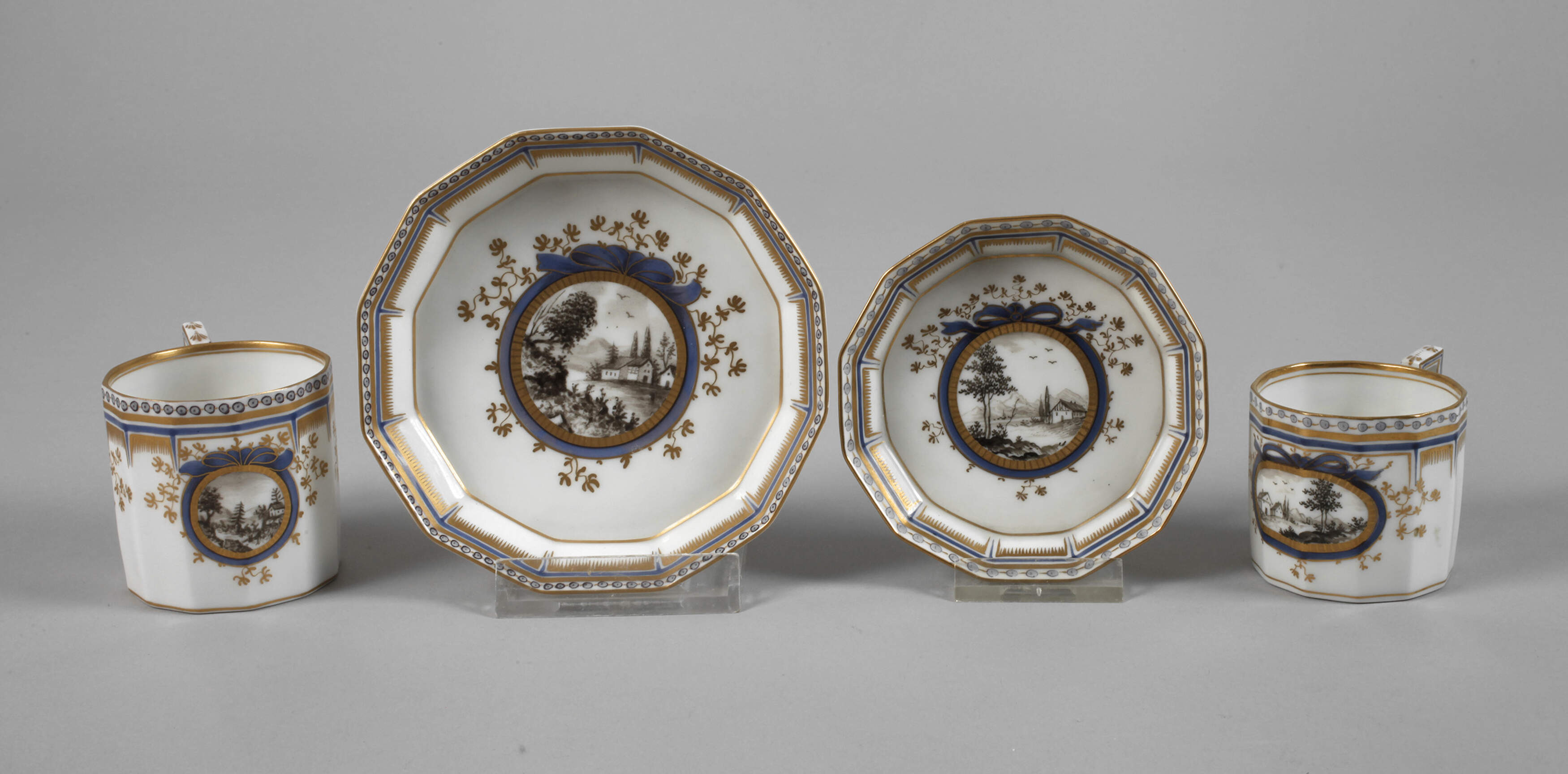 Nymphenburg Mokkatasse und Kaffeetasse "Perl"